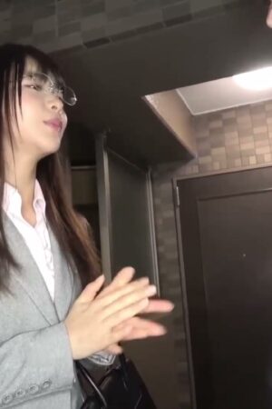 Rin Ouka cùng MADV-577: Cuộc chơi va chạm mãnh liệt, nhịp độ cuồng nhiệt đến kiệt sức.